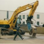 Komatsu PC300 with Shear
